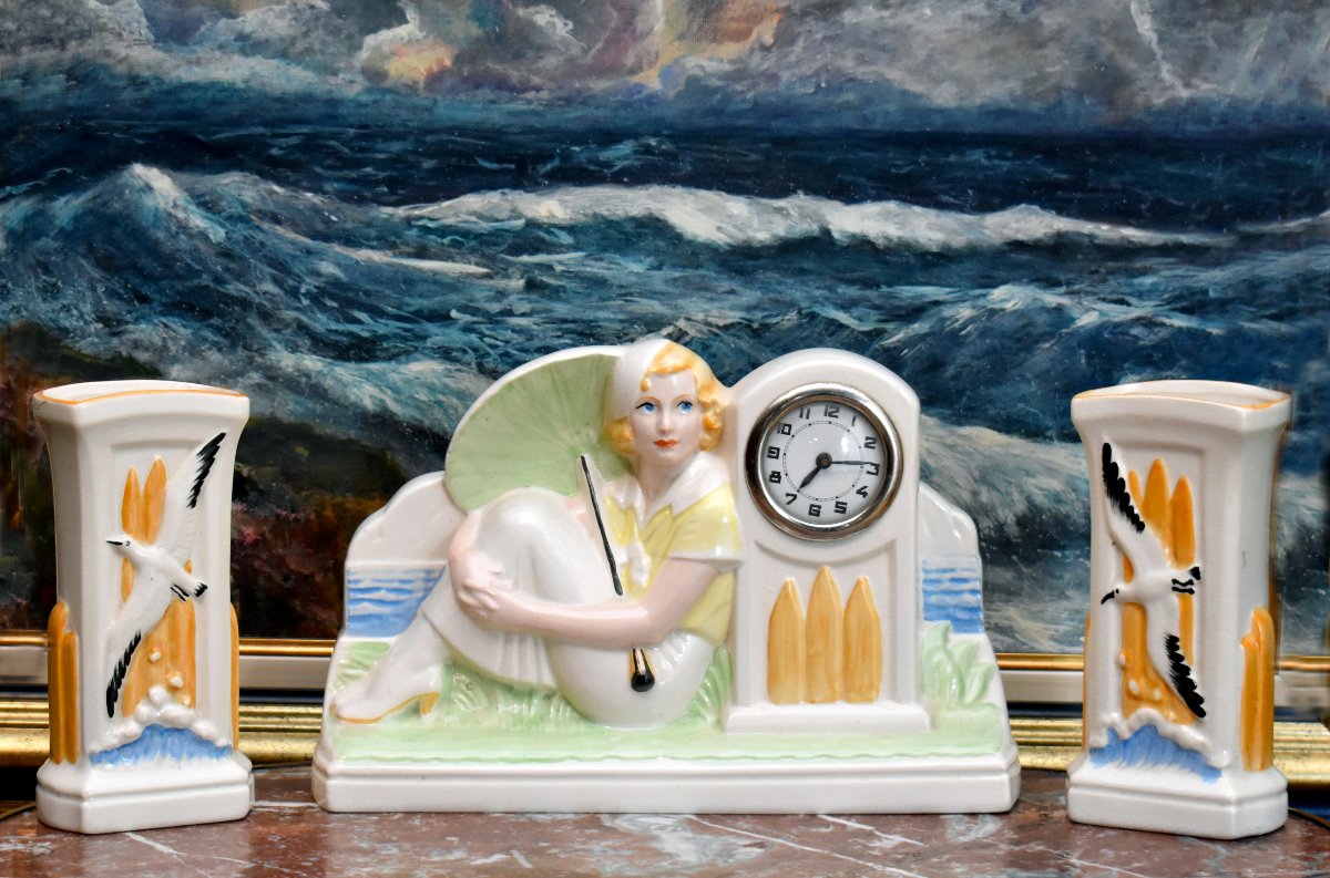  Sarreguemines, Fireplace Ornament, Wall Clock, *woman By The Sea*, Art Deco Style, 20th Century
