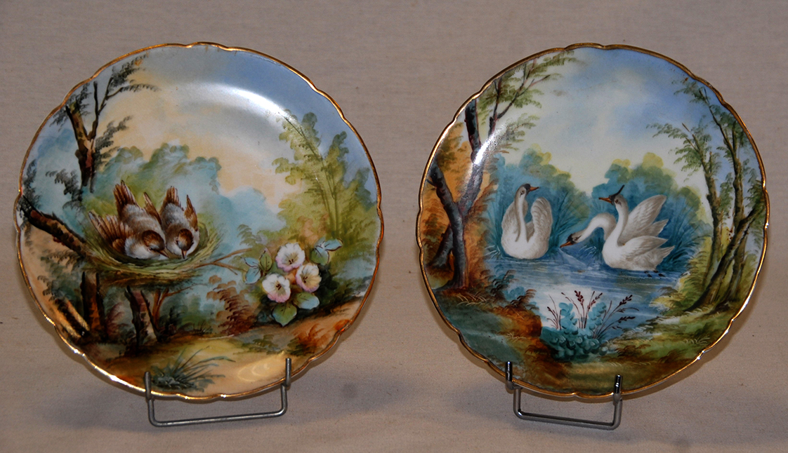Paire d'Assiettes Aux Oiseaux, Porcelaine De Limoges, Décor Peint Main, XIX Eme, Pouyat