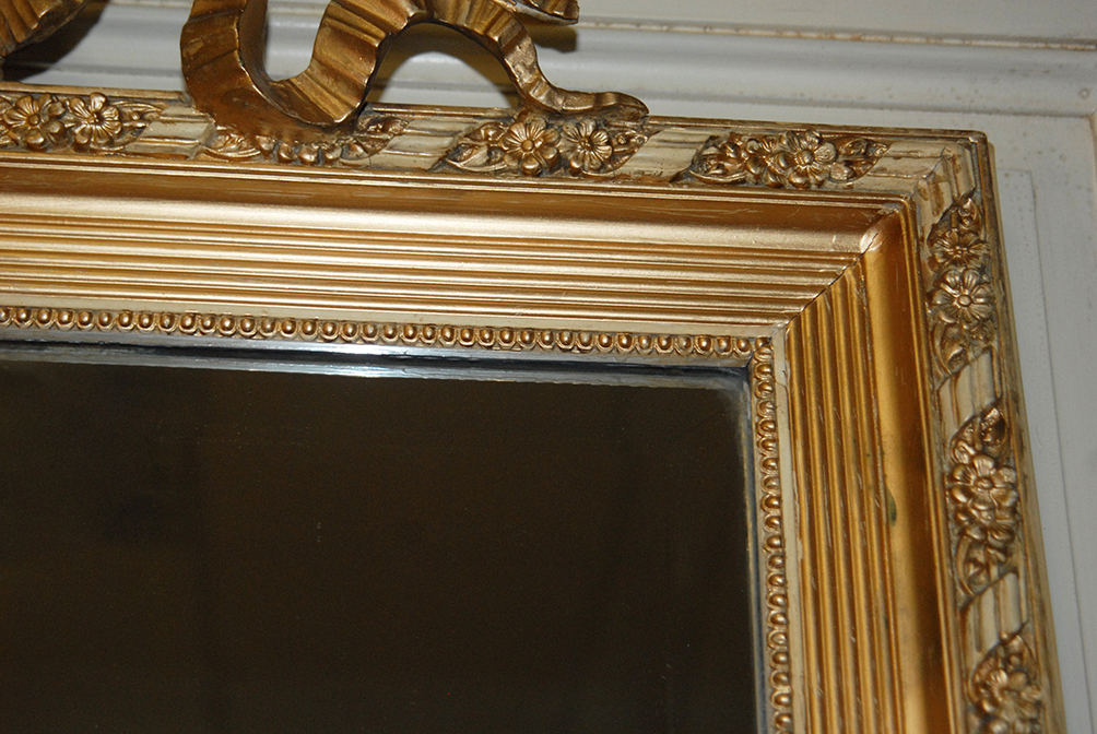 Miroir De Style Louis XVI En Stuc, Bois Doré Et Laqué, Tons Crème Et Or-photo-1