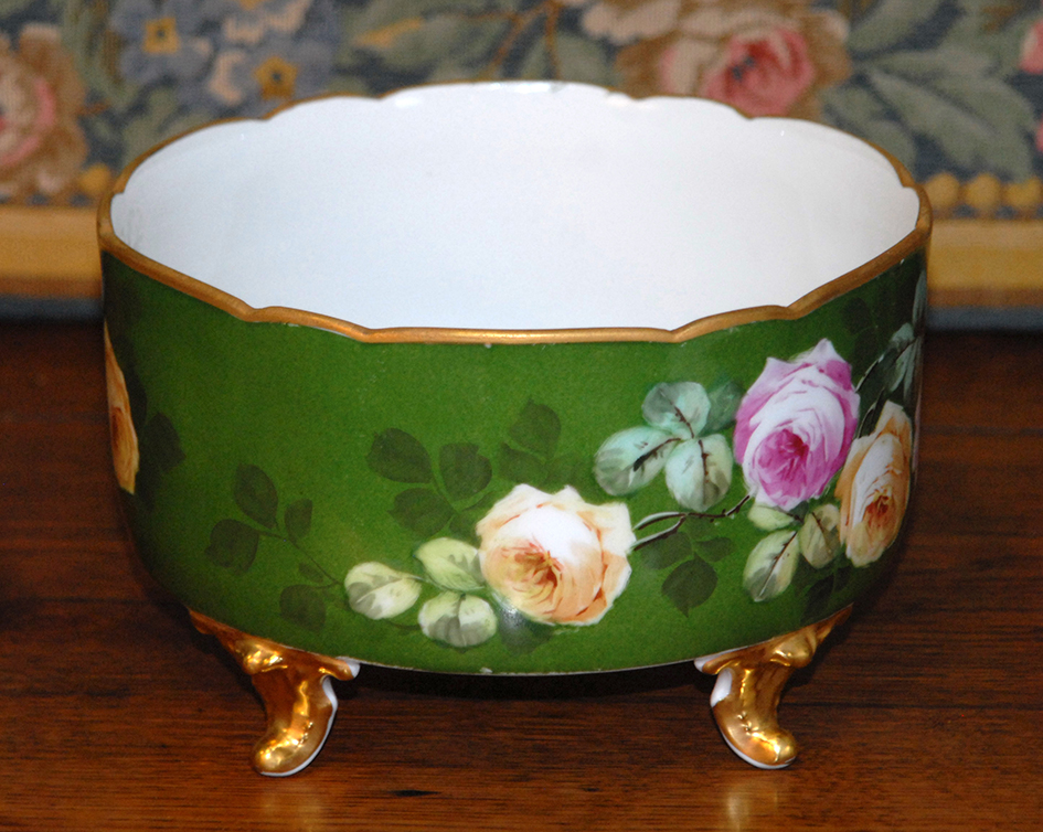 Cache Pot, Centerpiece, Hand Painted Limoges Procelaine-photo-1