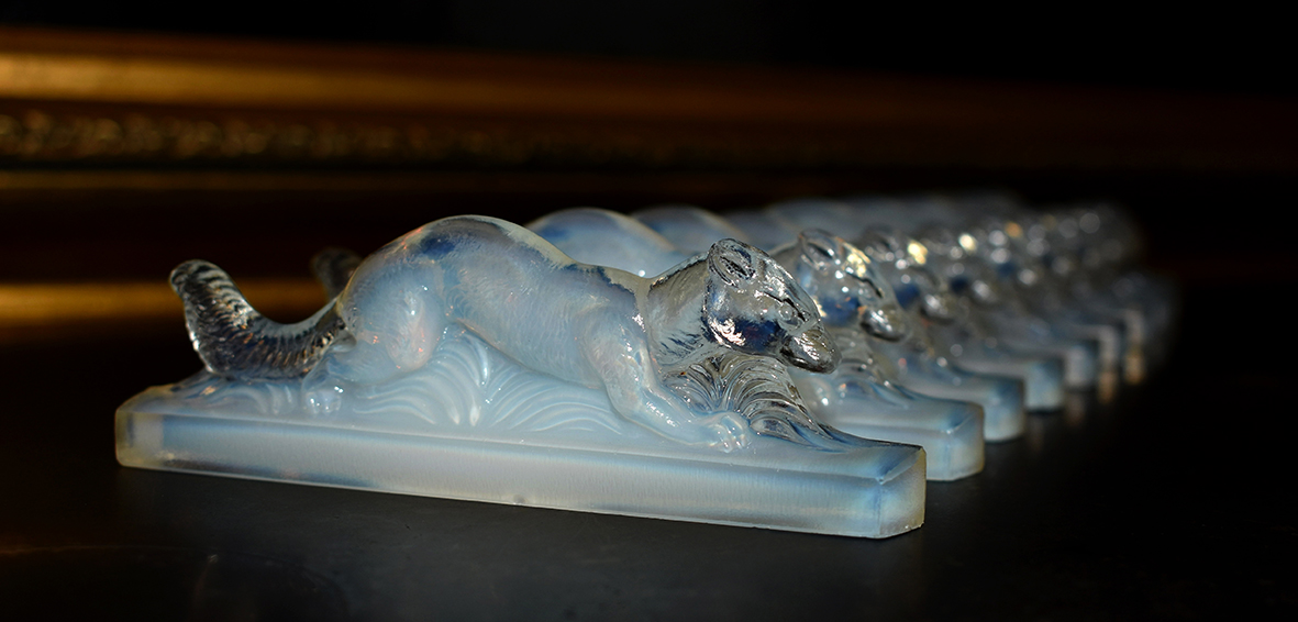 Suite Of 10 Door Knives Art Deco Squirrels, Opalescent Glass-photo-2