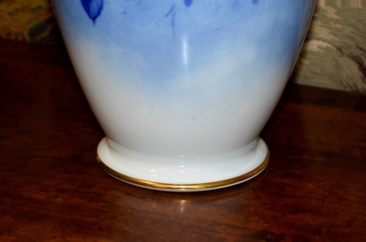 Grand Vase à Décor De Roses, Porcelaine De Limoges,   Camaïeu De Bleu Entièrement Peint Main-photo-7