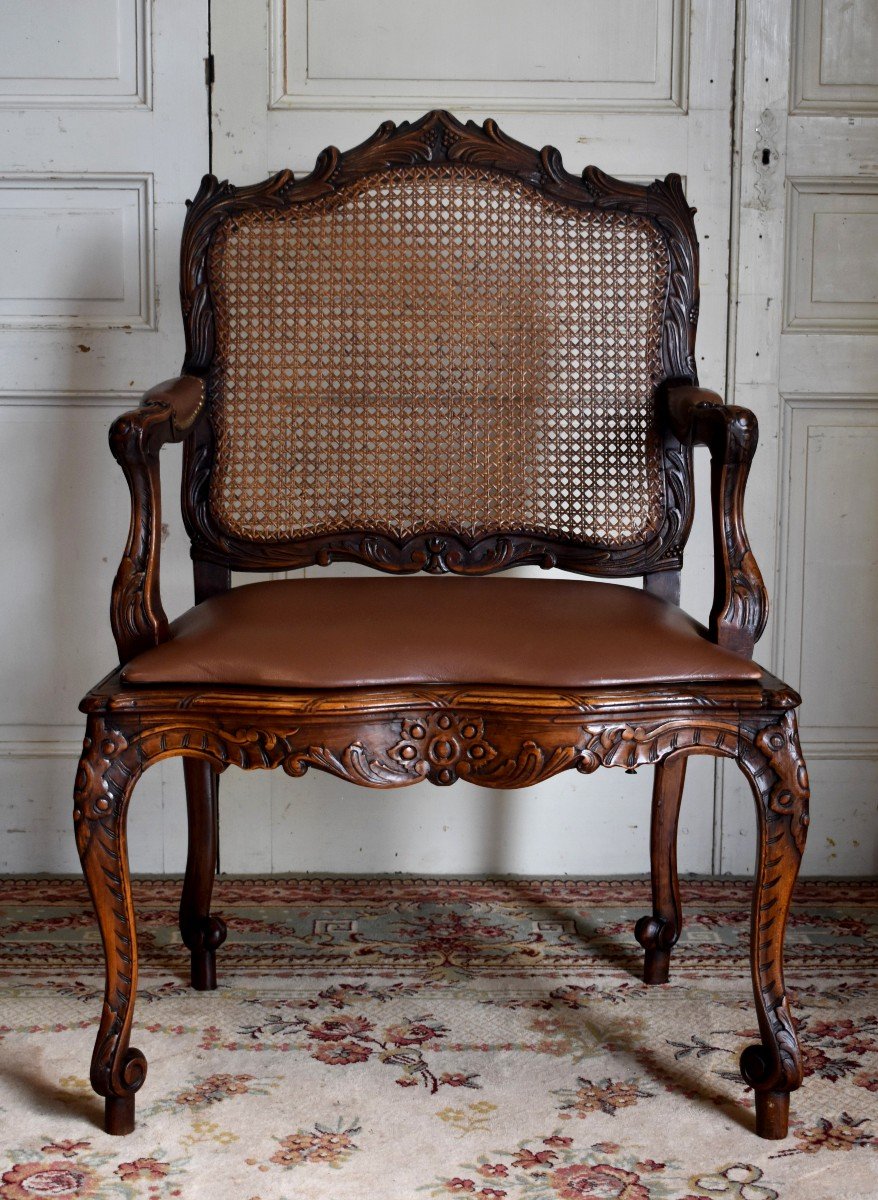 d'Après Modèle Du Musée Condé à Chantilly, Large Fauteuil Canné  De Style Louis XV, Fauteuil de Bureau , Dossier à La Reine-photo-3