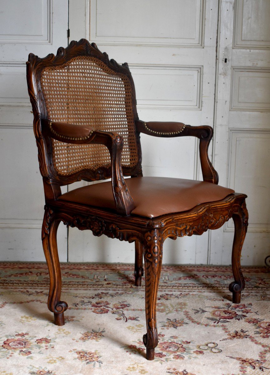 d'Après Modèle Du Musée Condé à Chantilly, Large Fauteuil Canné  De Style Louis XV, Fauteuil de Bureau , Dossier à La Reine-photo-4