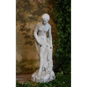 Diane Au Bain, Garden Statue In Reconstituted Stone After Falconet (1716-1791), XXth Century