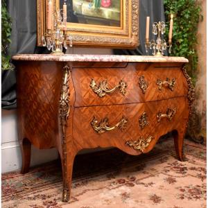 Curved And Inlaid Louis XV Style Commode, Tomb Commode, Work From The Parisian Faubourgs