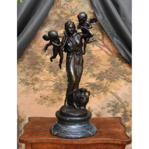 Groupe en Bronze, Le Murmure des Anges, Jeune Femme et Putti, Porteuse d'Eau et Anges, XXème