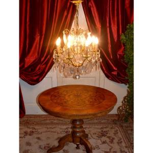 Louis XV Style Chandelier In Bronze And Crystal Pendants Lighting With Eight Lights, Mid-xx Period