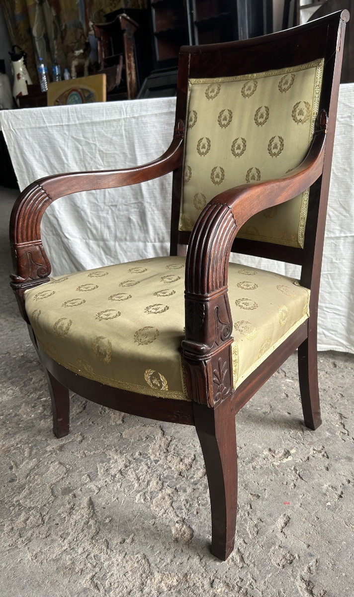 4 fauteuils au modèle  d’époque empire
