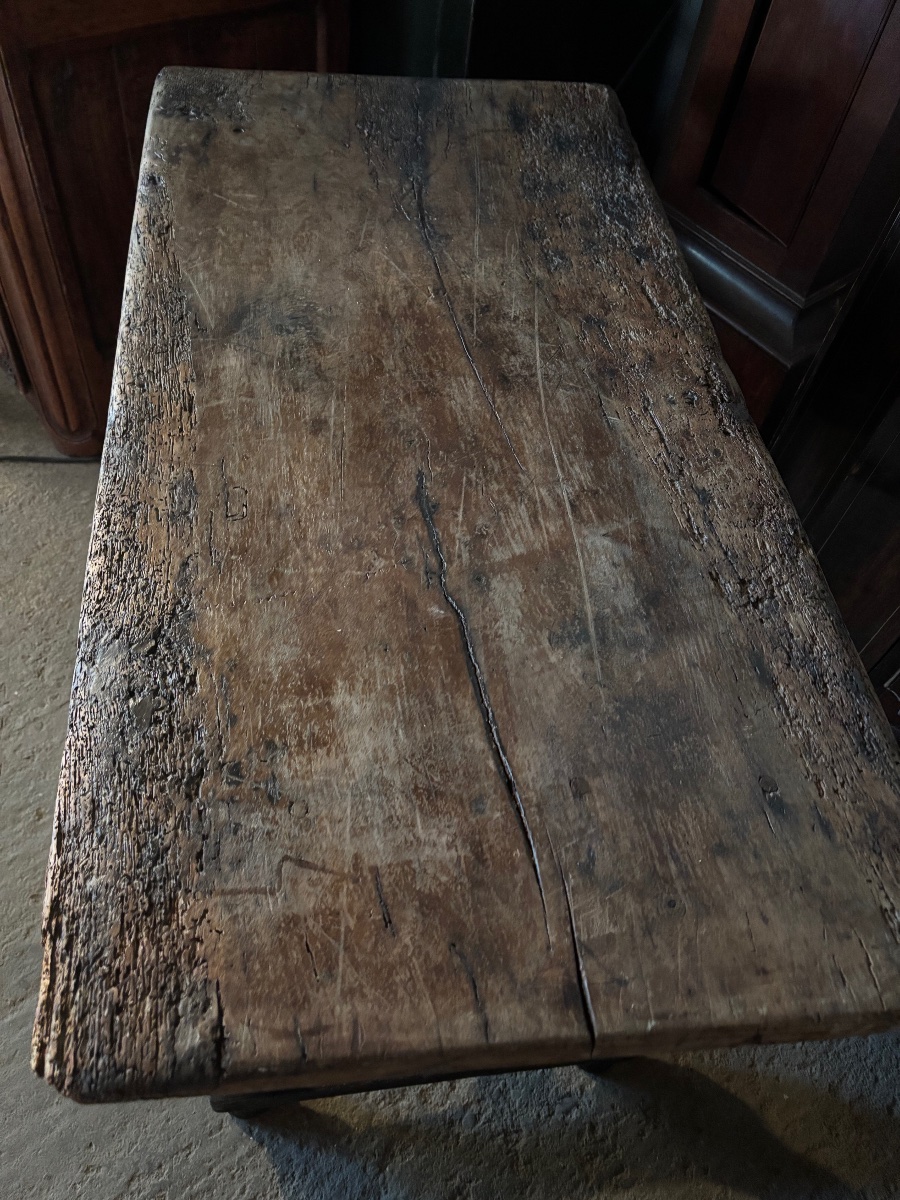 Table espagnole XVIIe-photo-2