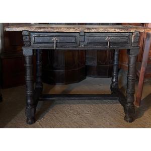 Table espagnole XVIIe