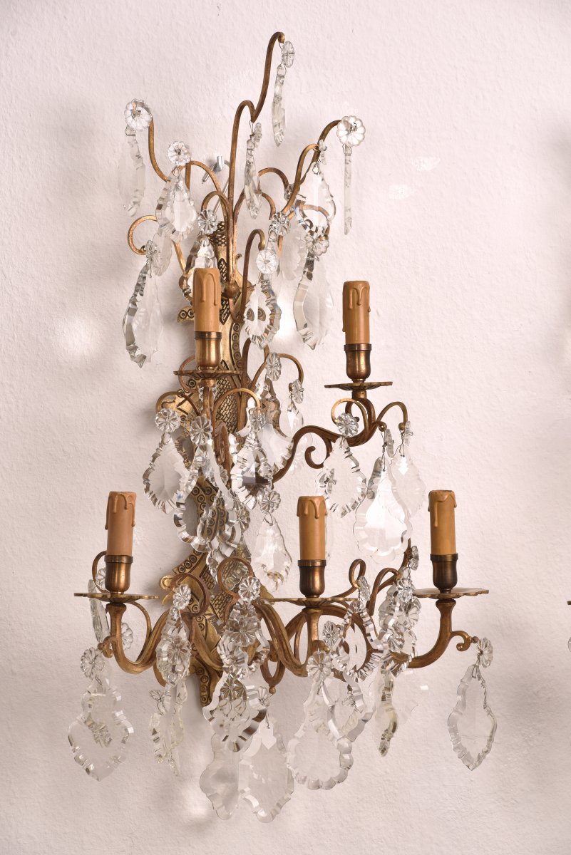 Imposing Pair Of Bronze And Crystal Sconces.-photo-4