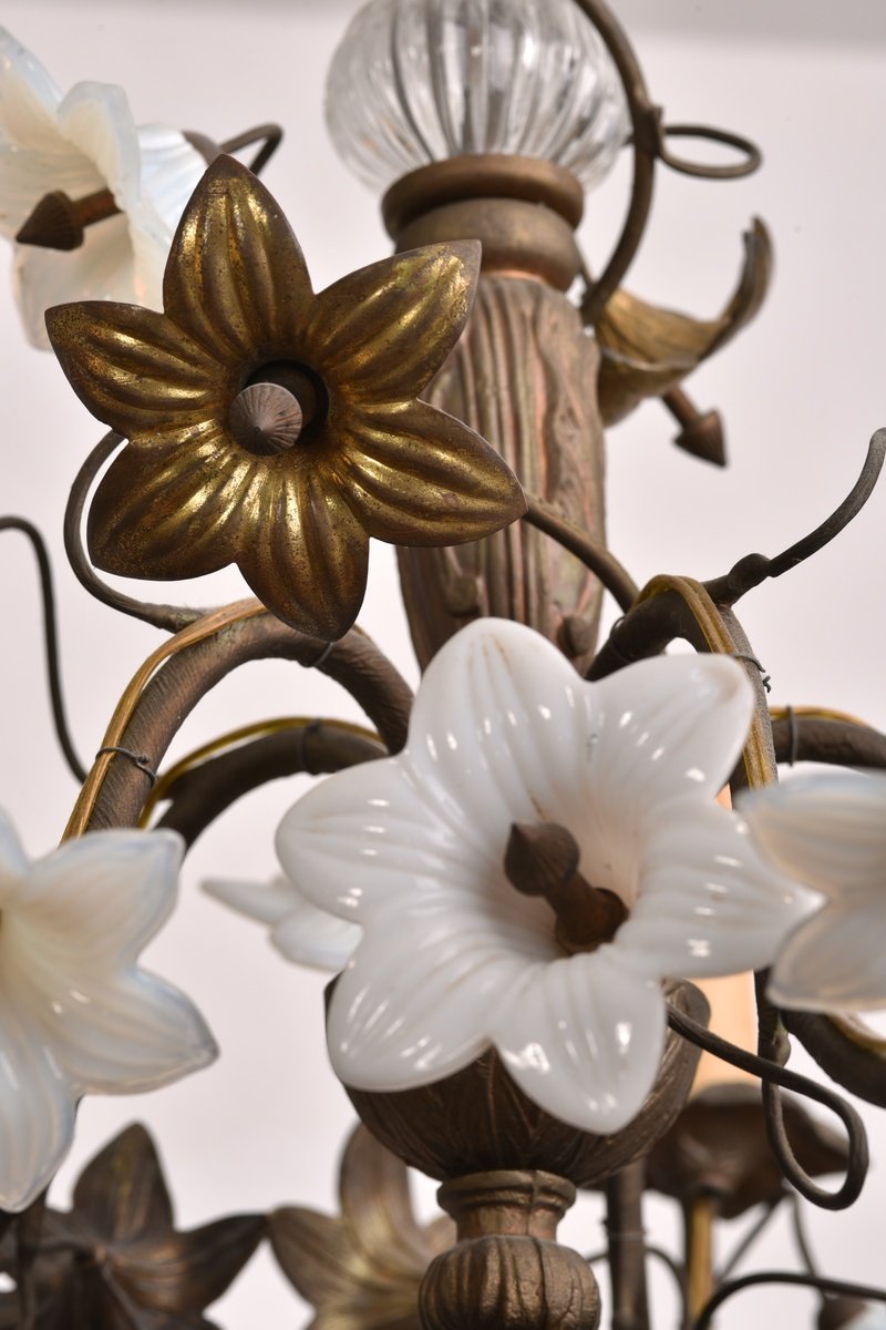 Lustre En  Bronze Et Opaline. Fleurs de Lys.-photo-1