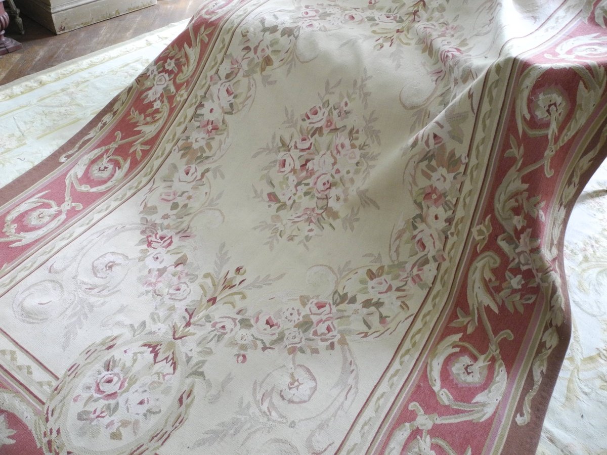 Aubusson Style Carpet. Carpet-photo-3