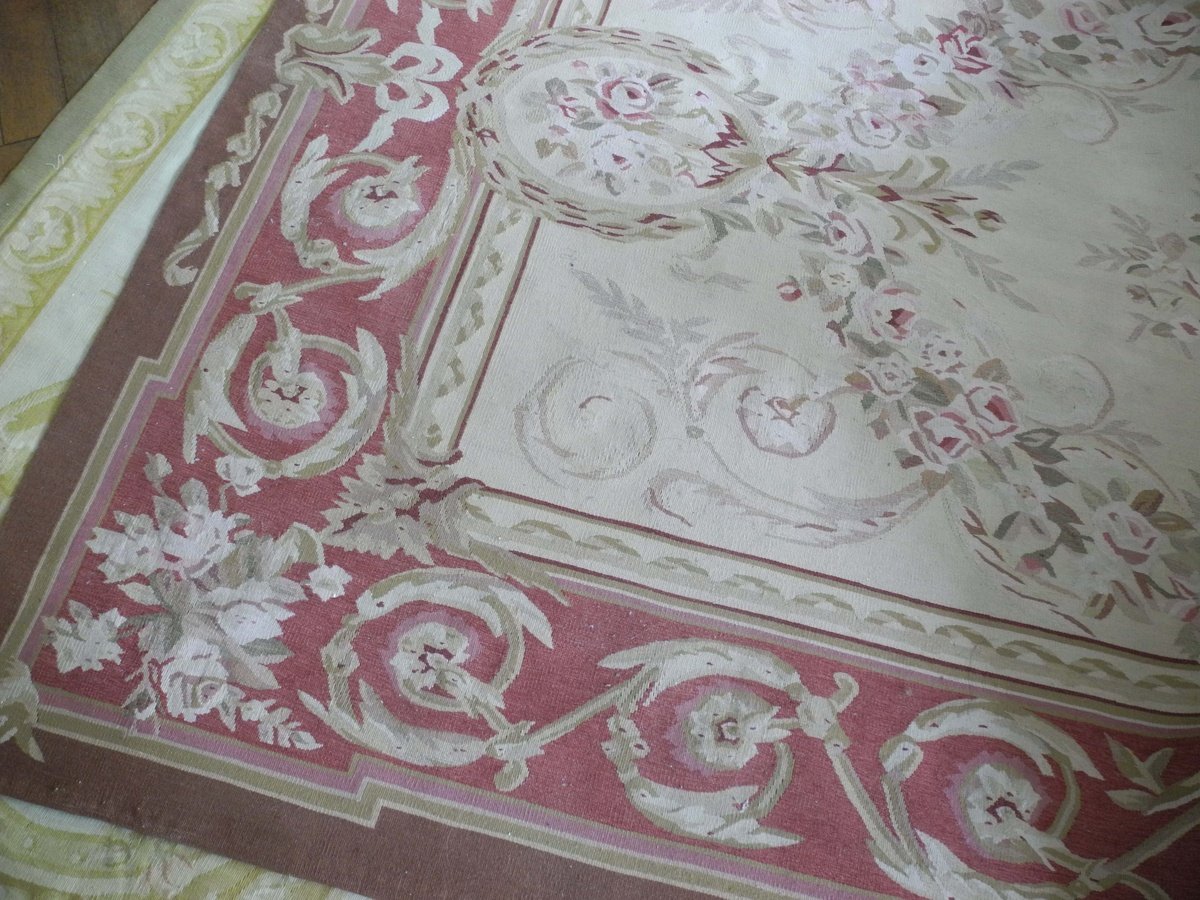 Aubusson Style Carpet. Carpet-photo-4