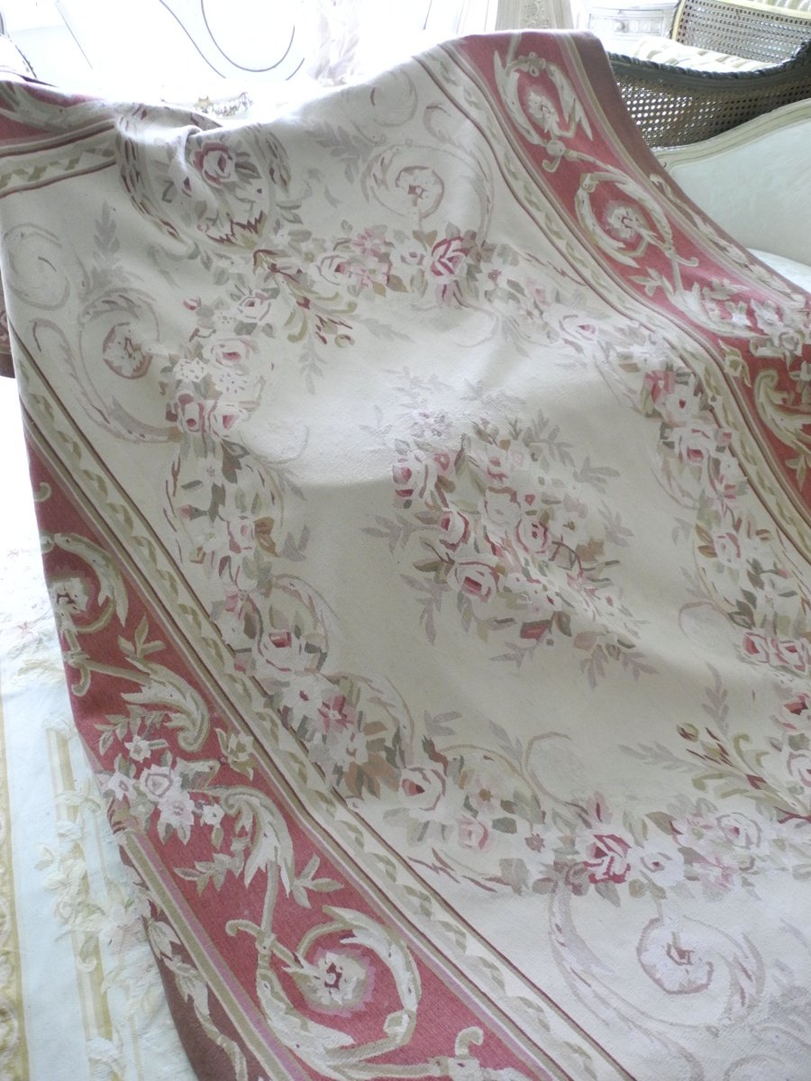 Aubusson Style Carpet. Carpet-photo-1