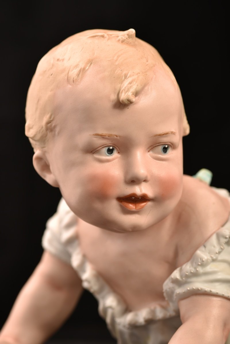 Piano Baby. Heubach. Piano Baby. 1900. 30cm.