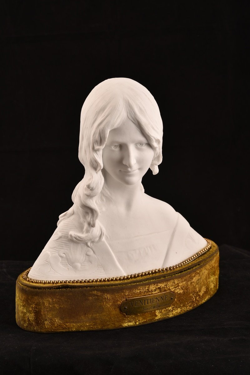 Biscuit Bust. Art Nouveau. Delagrange.-photo-8