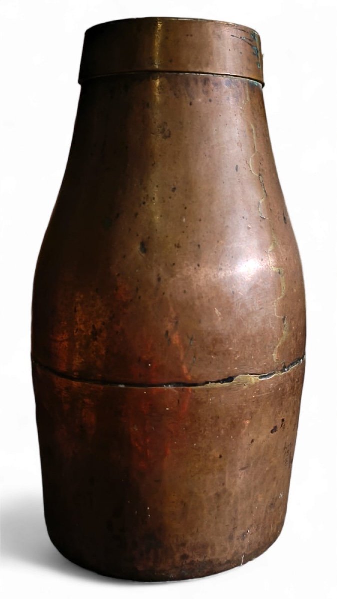 Large Measuring Vase 