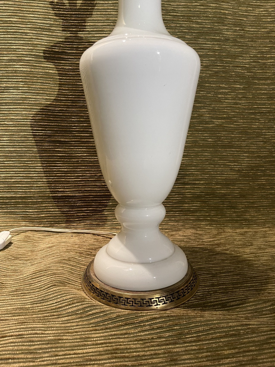 Large White Opaline Lamp.-photo-2