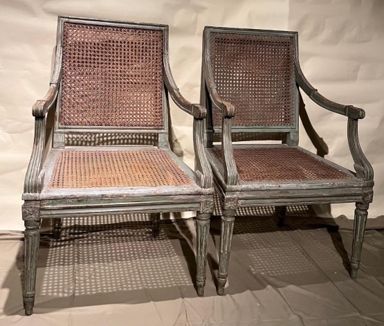 Paire de fauteuils Louis XVI. -photo-3