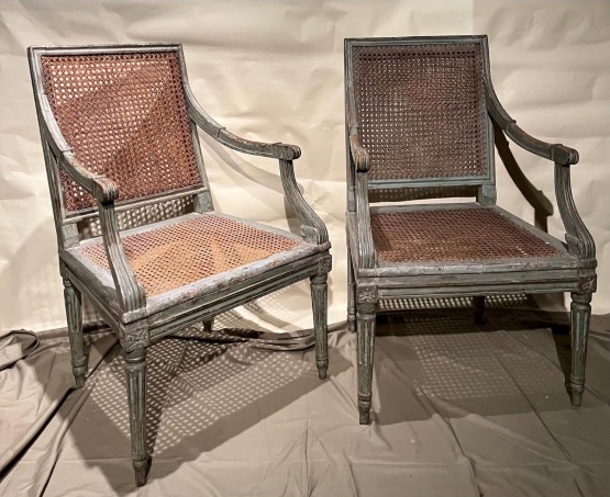 Paire de fauteuils Louis XVI. -photo-1