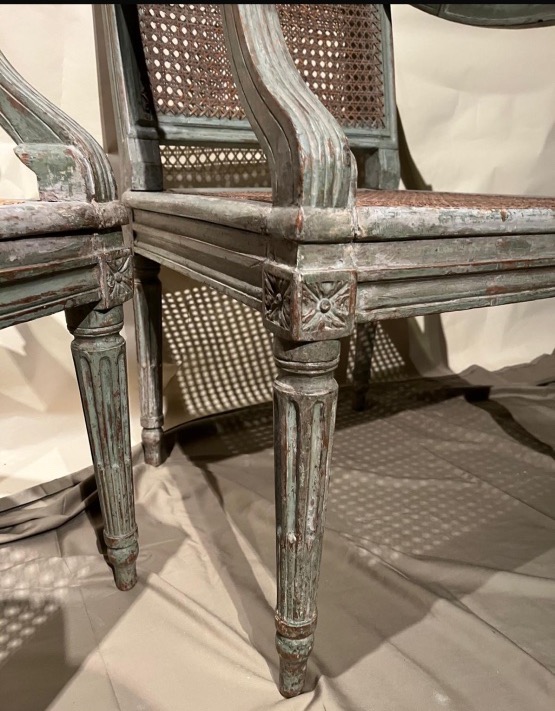 Paire de fauteuils Louis XVI. -photo-4