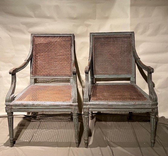 Paire de fauteuils Louis XVI. 
