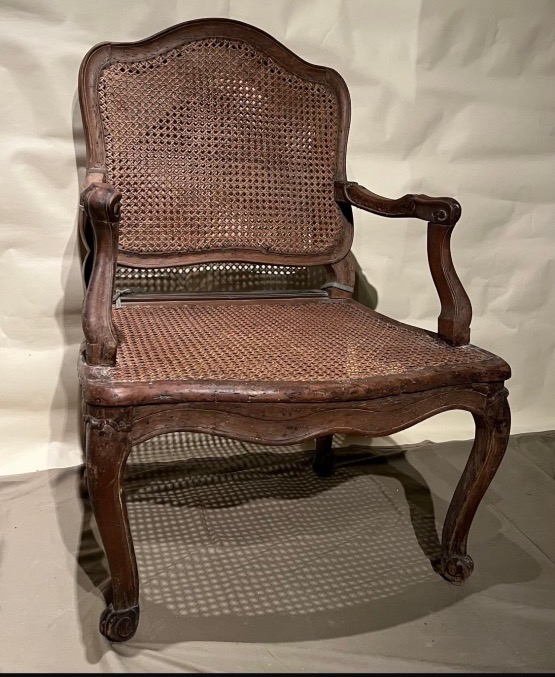 Fauteuil d’époque Louis XV canné-photo-4