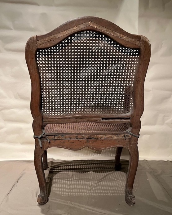 Fauteuil d’époque Louis XV canné-photo-3