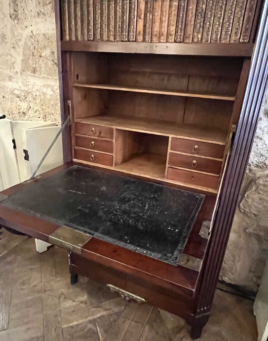 Secrétaire d’epoque LXVI-photo-3