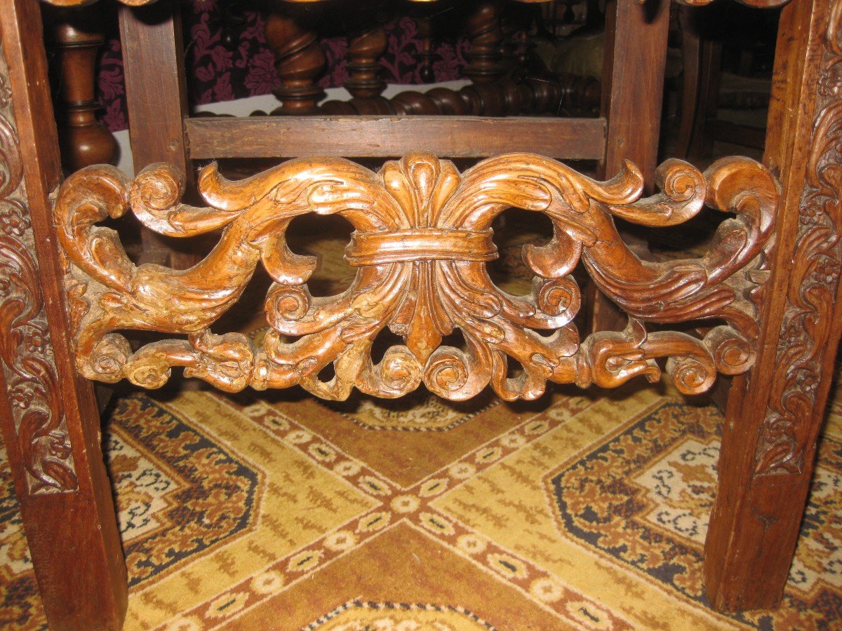 Italian Renaissance Chair In Walnut.-photo-3