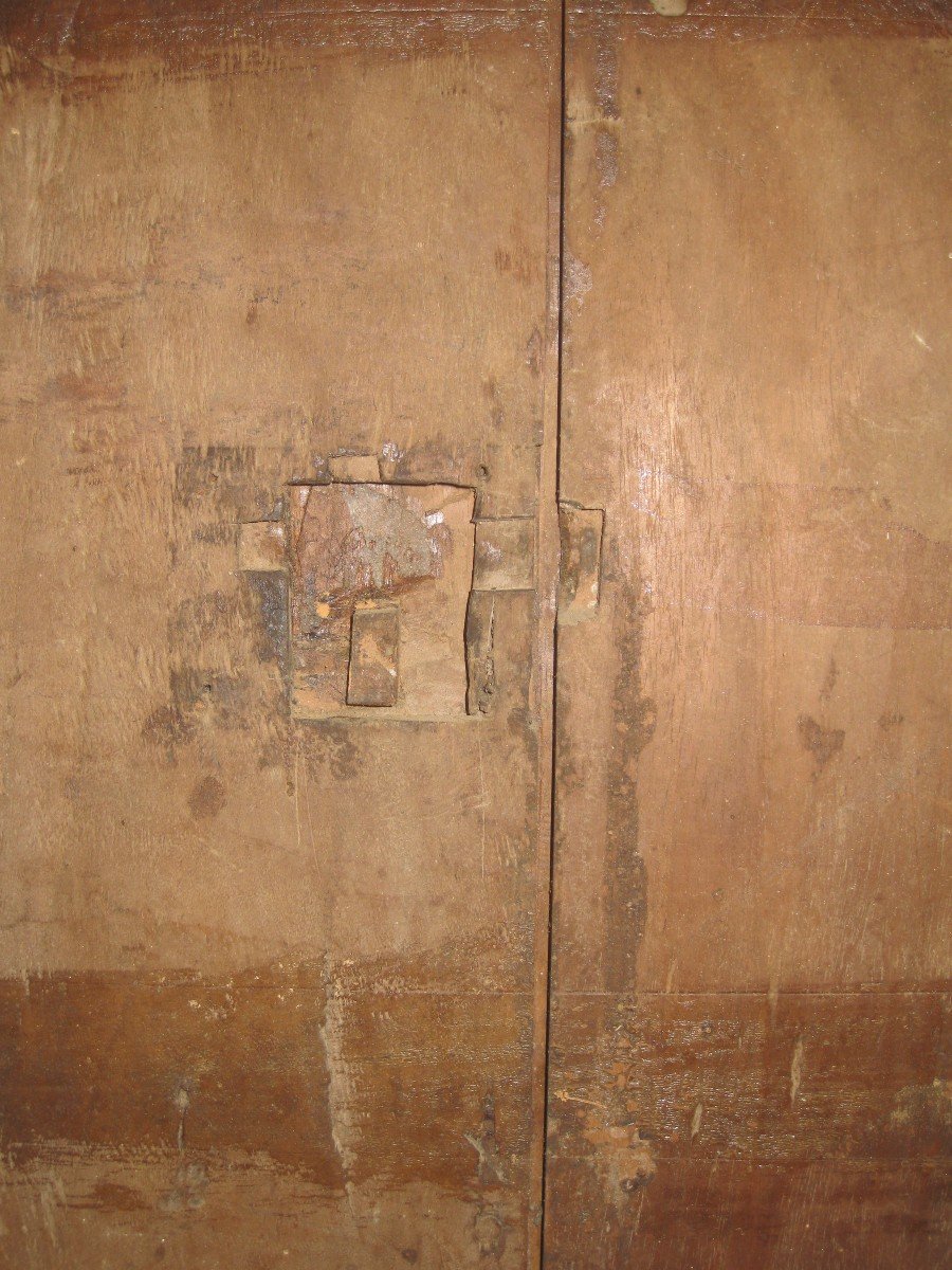Emblazoned Eucharistic Cabinet Doors, Late 15th Early 16th Century In Walnut.-photo-2