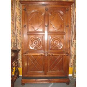 17th Century Coat Rack In Cherry Wood.