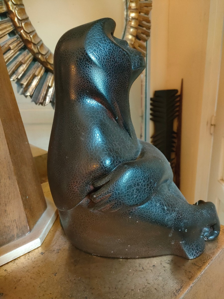 Large Monkey Sculpture-photo-1