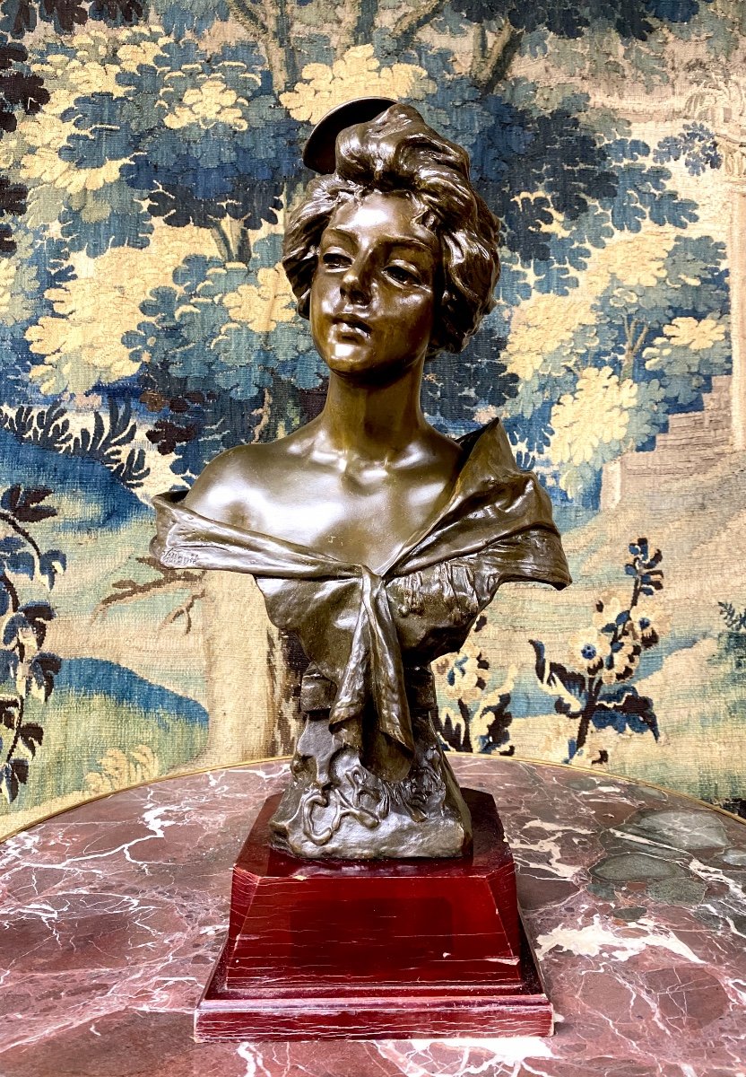 Emmanuel Villanis - « Carmen », Sculpture En Régule à Patine Marron Signée. Fin XIXeme Siècle