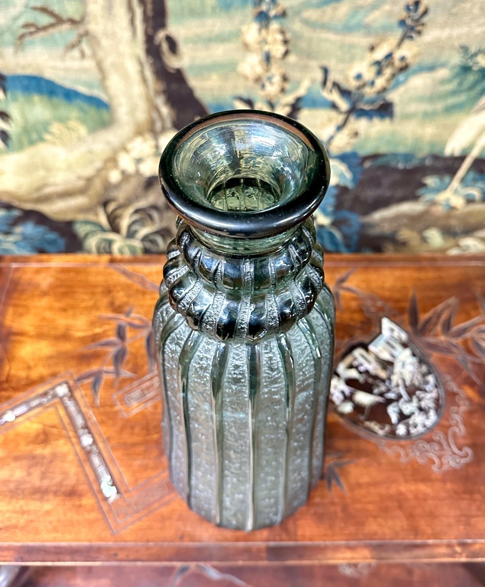 Daum Nancy - Large Baluster Vase In Acid-cleared Molded Glass, Art Deco Period-photo-2