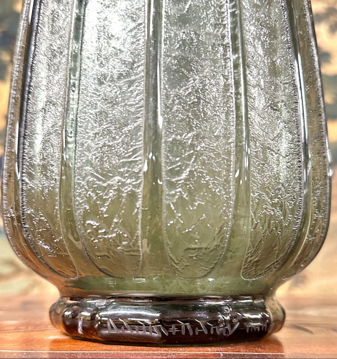 Daum Nancy - Large Baluster Vase In Acid-cleared Molded Glass, Art Deco Period-photo-3