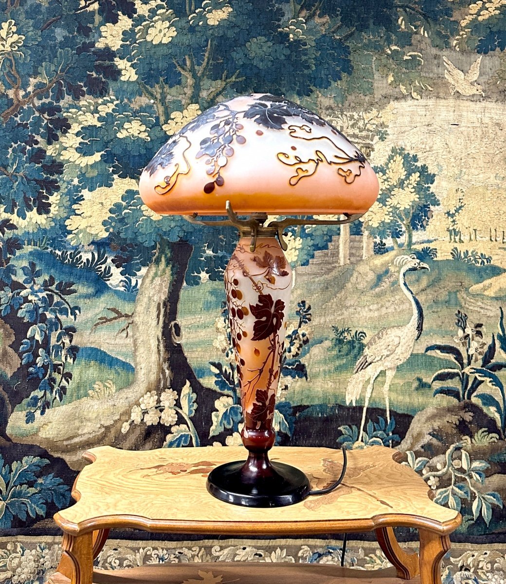 émile Gallé - Large Mushroom Lamp Decorated With Grapes And Vines, Art Nouveau Glass Paste-photo-4