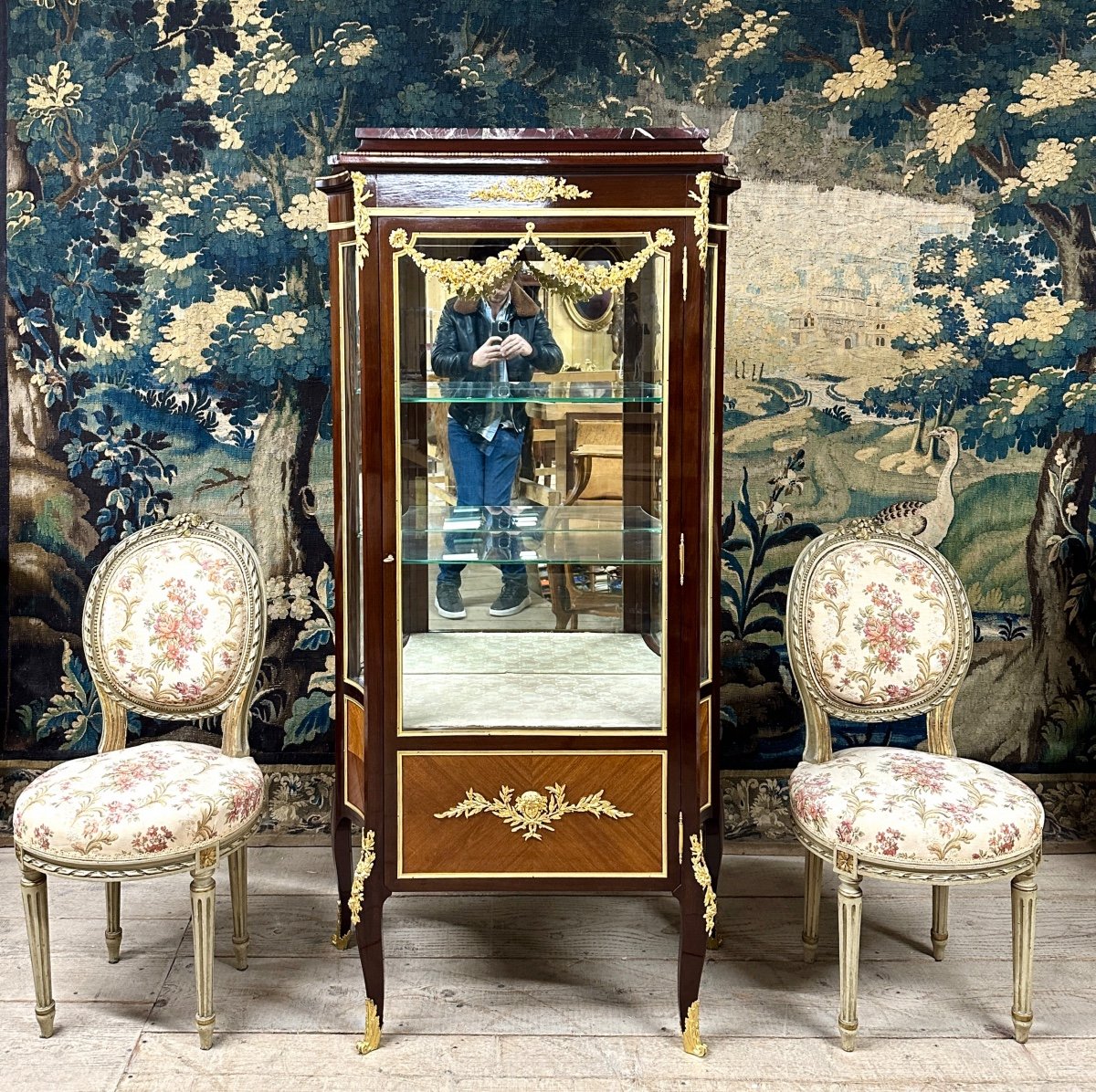 Vitrine En Marqueterie Et Bronze Doré D’époque Napoléon III, Style Transition-photo-1