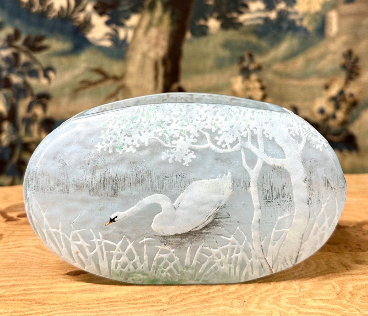 Daum Nancy - Rare Jardinière-shaped Vase With Swan Decor, Art Nouveau Glass Paste
