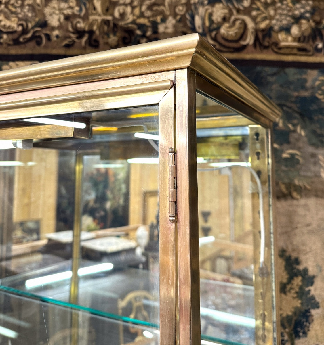 Brass Shop Window, Art Deco Period, Circa 1920. Display Case-photo-7