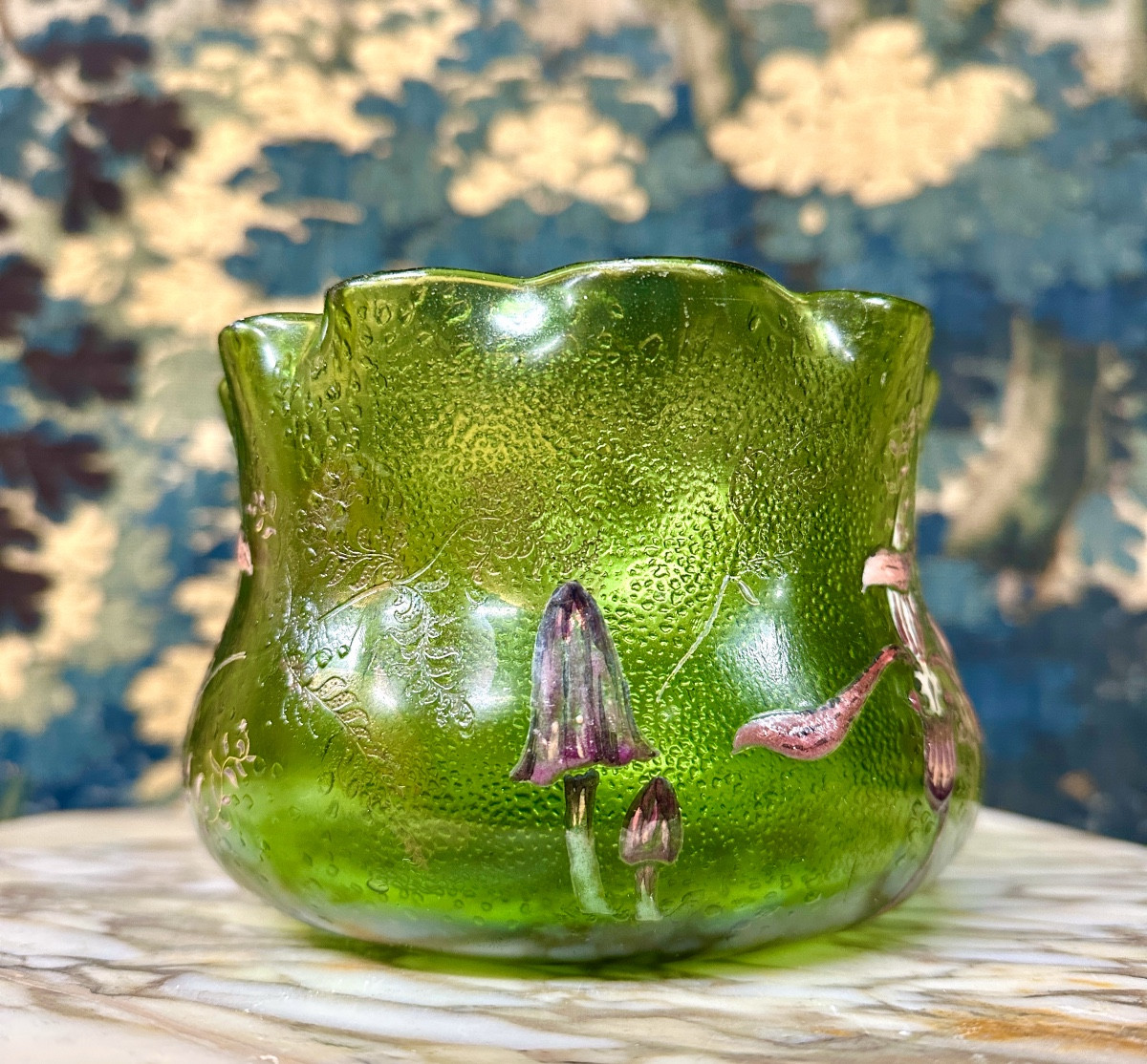 Emile Gallé Crystal, Polylobed Vase With Enameled Decoration Of Orchids And Mushrooms. Art Nouveau-photo-4