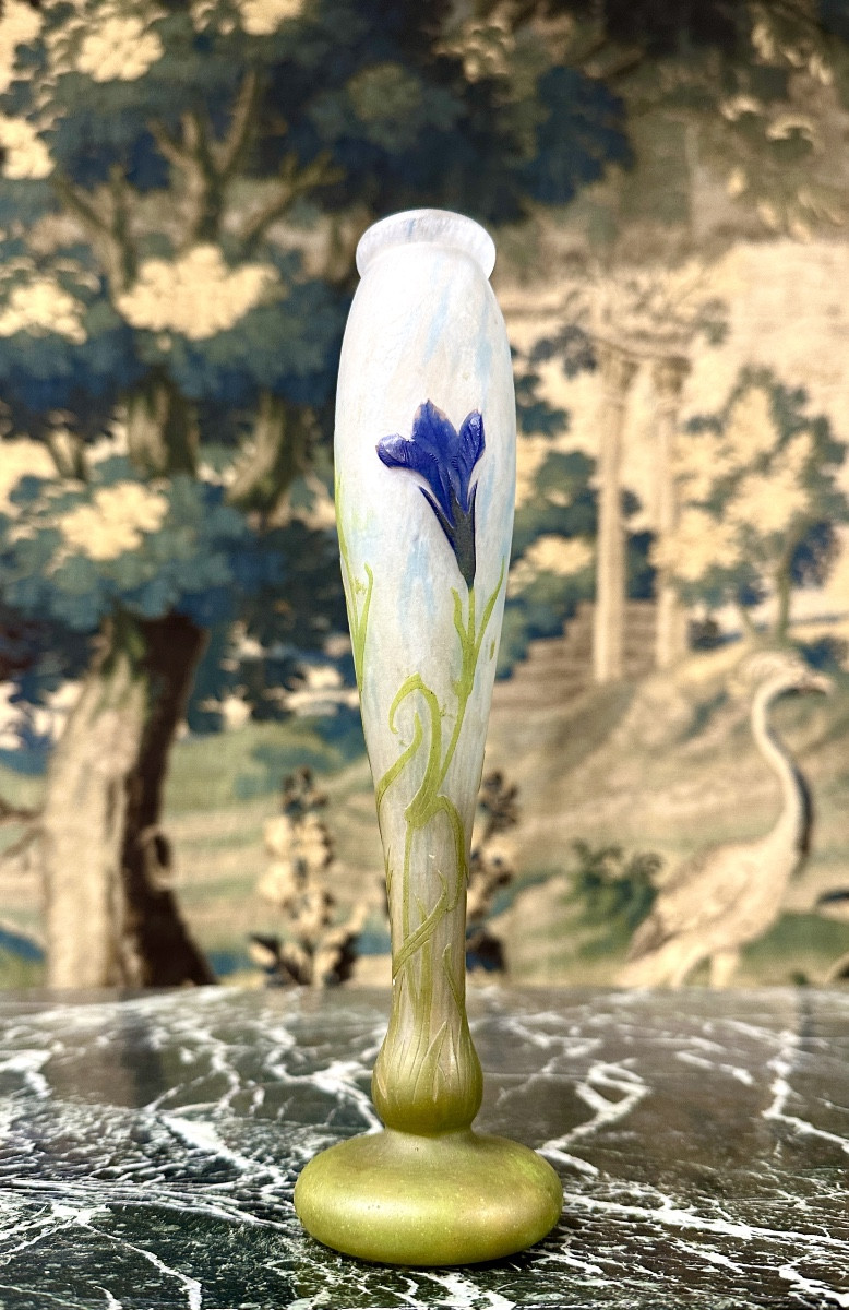 Daum Nancy - Rare Vase With Gentian Decoration In Flush-mounted Slabs. Art Nouveau-photo-3