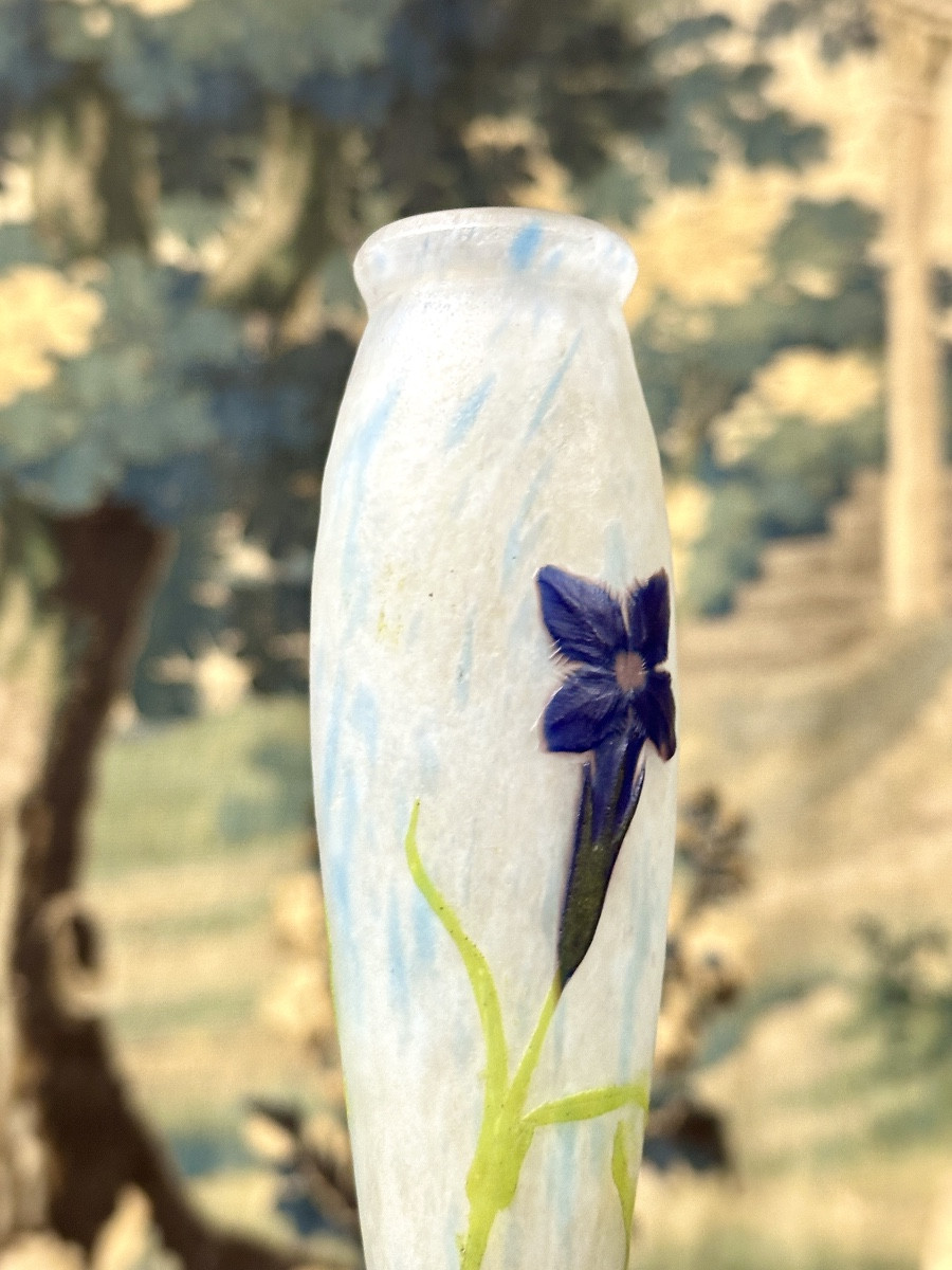 Daum Nancy - Rare Vase With Gentian Decoration In Flush-mounted Slabs. Art Nouveau-photo-3