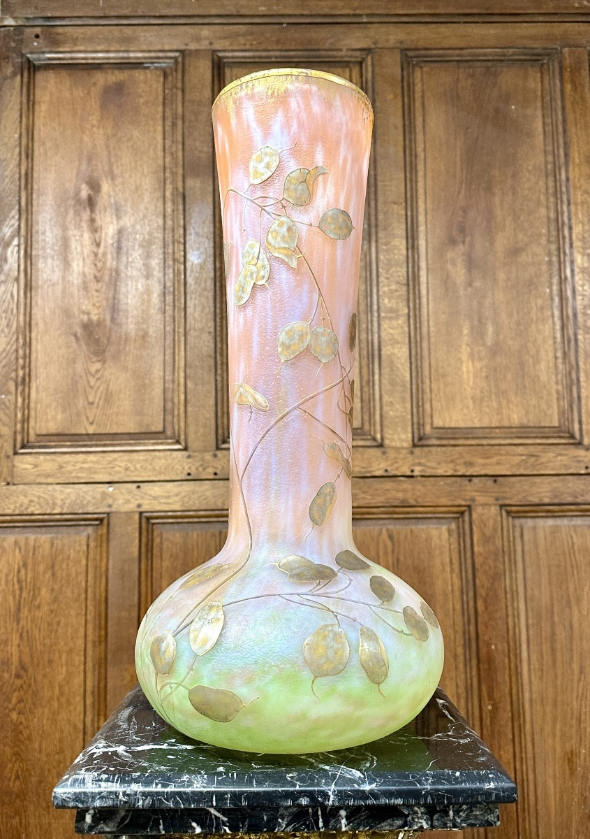 Daum Nancy - Important Vase Decorated With Papal Coins, Art Nouveau