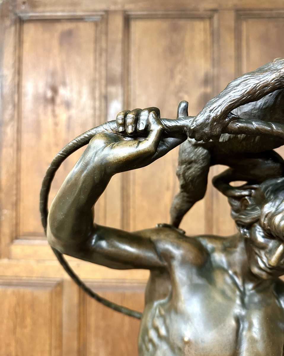 François Laurent Rolard - "Monnaie de singe", grand bronze d'homme de cirque au singe. XIXème-photo-5