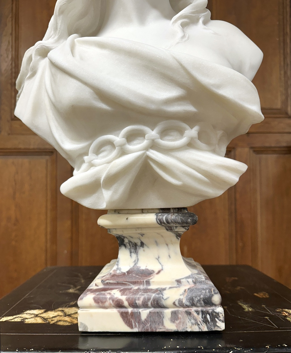 Adolfo Cipriani - Bust Of A Young Woman In White Carrara Marble, Art Nouveau-photo-5
