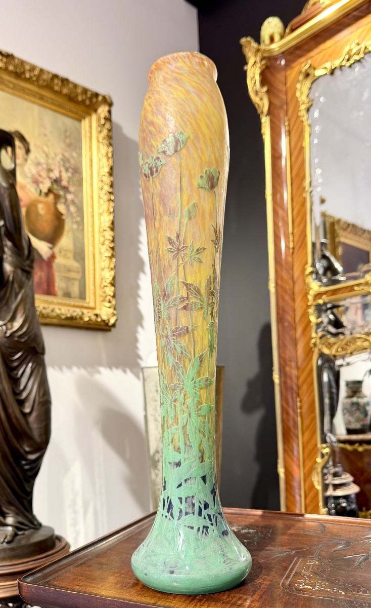 Daum Nancy - important vase à décor de feuilles de chanvre, époque Art Nouveau