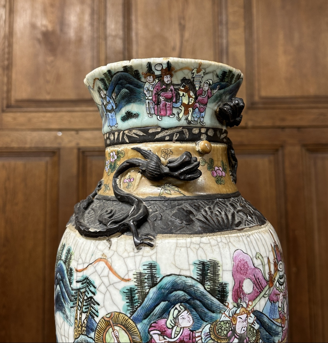 Pair Of Large Nanking Vases In Chinese Porcelain. China, 19th Century. -photo-4